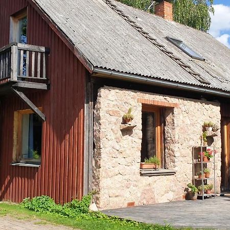 Majiga Istaba Ar Balkonu Un Vannasistaba, Bezmaksas Velo Noma Iecava エクステリア 写真
